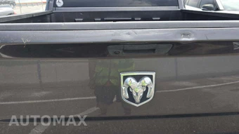 2021 Ram 1500 Classic SLT Crew Cab Short Bed - miniatura 55