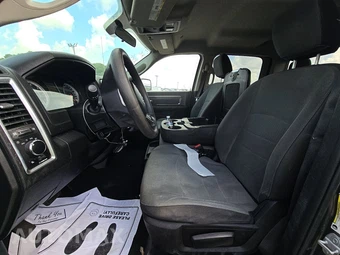 2021 Ram 1500 Classic SLT Crew Cab Short Bed - miniatura 7