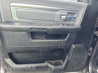 2021 Ram 1500 Classic SLT Crew Cab Short Bed - miniatura 9