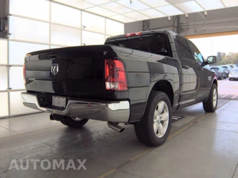 2021 Ram 1500 Classic Tradesman Crew Cab Short Bed - miniatura 4
