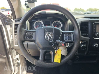 2021 Ram 1500 Classic Tradesman Crew Cab Short Bed - miniatura 10
