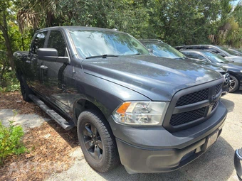 2021 Ram 1500 Classic Tradesman Crew Cab Short Bed - miniatura 4