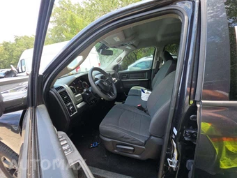 2021 Ram 1500 Classic Tradesman Crew Cab Short Bed - miniatura 6