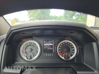 2021 Ram 1500 Classic Tradesman Extended Cab Medium Bed - miniatura 9