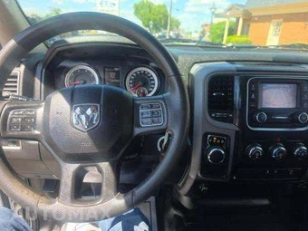 2021 Ram 1500 Classic Tradesman Extended Cab Medium Bed – miniatura 10