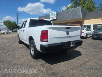 2021 Ram 1500 Classic Tradesman Extended Cab Medium Bed – miniatura 2