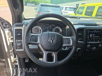 2021 Ram 1500 Classic Warlock Extended Cab Medium Bed - miniatura 10