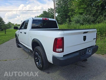 2021 Ram 1500 Classic Warlock Extended Cab Medium Bed - miniatura 2