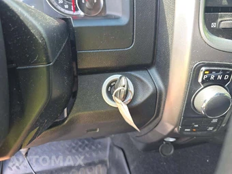 2021 Ram 1500 Classic Warlock Extended Cab Medium Bed - miniatura 8