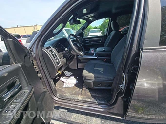 2021 Ram 1500 Classic Warlock Extended Cab Medium Bed – miniatura 6