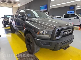 2021 Ram 1500 Classic Warlock Extended Cab Medium Bed - miniatura 3