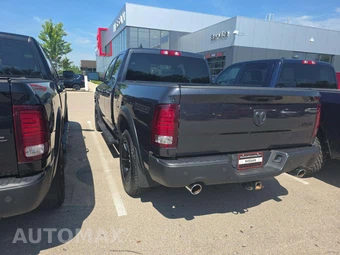 2021 Ram 1500 Classic Warlock Extended Cab Medium Bed - miniatura 2