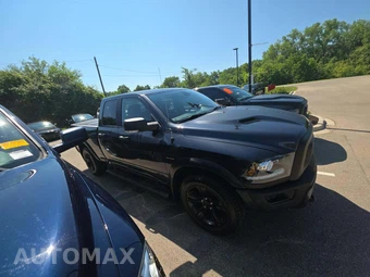 2021 Ram 1500 Classic Warlock Extended Cab Medium Bed - miniatura 4