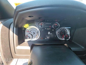2021 Ram 1500 Classic Warlock Extended Cab Medium Bed - miniatura 9