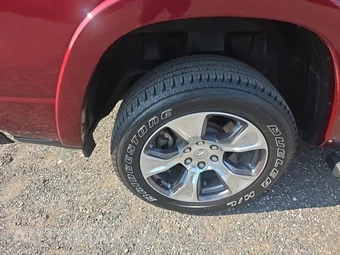 2021 Ram 1500 Laramie Crew Cab Medium Bed - miniatura 10