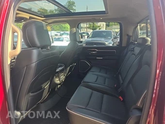 2021 Ram 1500 Laramie Crew Cab Medium Bed - miniatura 16