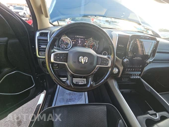 2021 Ram 1500 Laramie Crew Cab Short Bed - miniatura 10