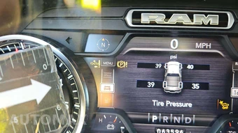 2021 Ram 1500 Laramie Crew Cab Short Bed - miniatura 26