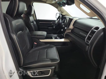 2021 Ram 1500 Laramie Crew Cab Short Bed - miniatura 8