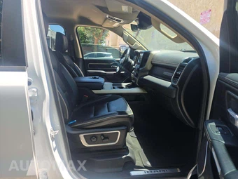 2021 Ram 1500 Laramie Crew Cab Short Bed - miniatura 18