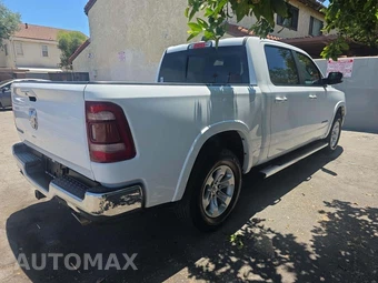 2021 Ram 1500 Laramie Crew Cab Short Bed - miniatura 3