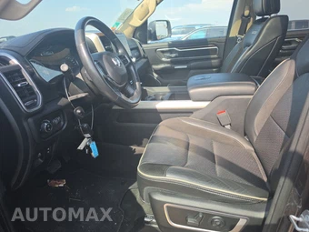 2021 Ram 1500 Laramie Crew Cab Short Bed - miniatura 7