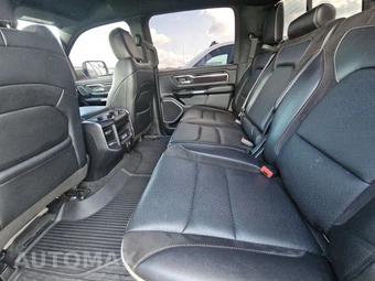 2021 Ram 1500 Laramie Crew Cab Short Bed - miniatura 13
