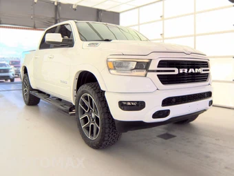 2021 Ram 1500 Laramie Crew Cab Short Bed - miniatura 3