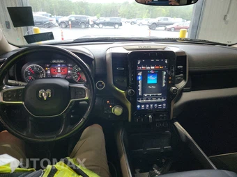 2021 Ram 1500 Laramie Crew Cab Short Bed - miniatura 11