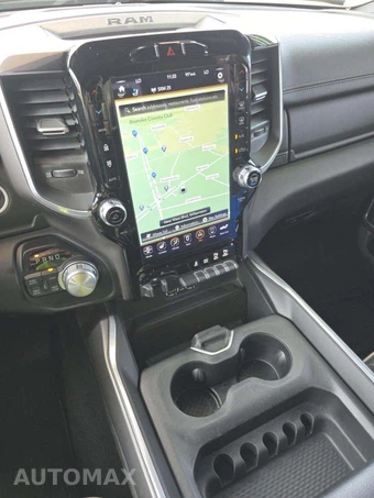 2021 Ram 1500 Laramie Crew Cab Short Bed - miniatura 10