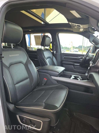 2021 Ram 1500 Laramie Crew Cab Short Bed - miniatura 18