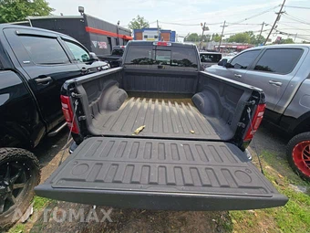 2021 Ram 1500 Laramie Crew Cab Short Bed - miniatura 14