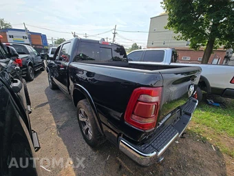 2021 Ram 1500 Laramie Crew Cab Short Bed - miniatura 2