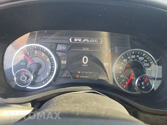 2021 Ram 1500 Laramie Crew Cab Short Bed - miniatura 12