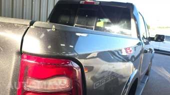 2021 Ram 1500 Laramie Crew Cab Short Bed - miniatura 30
