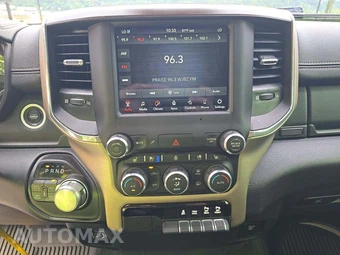 2021 Ram 1500 Laramie Crew Cab Short Bed - miniatura 7
