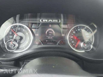 2021 Ram 1500 Laramie Crew Cab Short Bed - miniatura 10