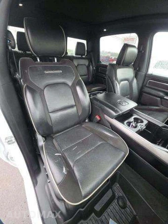2021 Ram 1500 Laramie Crew Cab Short Bed - miniatura 19