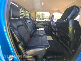 2021 Ram 1500 Laramie Crew Cab Short Bed - miniatura 16