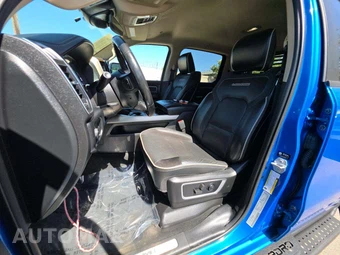 2021 Ram 1500 Laramie Crew Cab Short Bed - miniatura 6