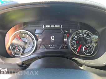 2021 Ram 1500 Laramie Crew Cab Short Bed - miniatura 9