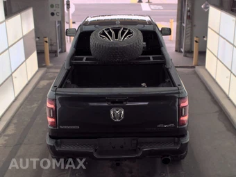 2021 Ram 1500 Laramie Crew Cab Short Bed - miniatura 5
