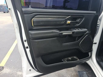 2021 Ram 1500 Limited Crew Cab Short Bed - miniatura 9