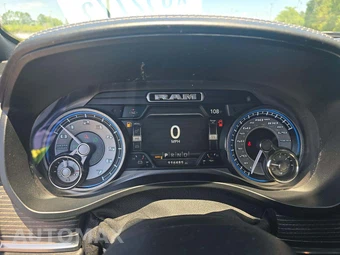 2021 Ram 1500 Limited Crew Cab Short Bed - miniatura 6