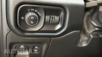 2021 Ram 1500 Sport Crew Cab Medium Bed - miniatura 35