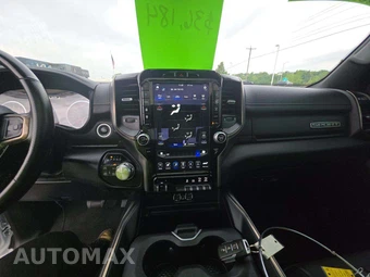 2021 Ram 1500 Sport Crew Cab Medium Bed - miniatura 10