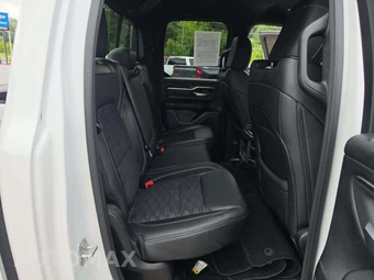 2021 Ram 1500 Sport Extended Cab Medium Bed - miniatura 16