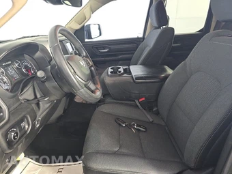 2021 Ram 1500 Tradesman Extended Cab Medium Bed – miniatura 7