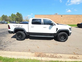 2021 Ram 1500 TRX Crew Cab Short Bed – miniatura 5