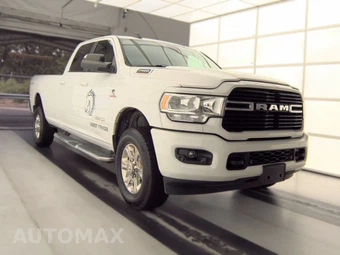 2021 Ram 2500 Big Horn Crew Cab Long Bed - miniatura 3